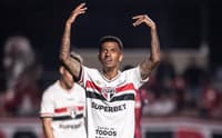 Marcos Antônio assina novo contrato com o Tricolor (Foto: Instagram Marcos Antônio)