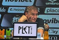 Alexandre Mattos ao lado de Cuca na apresentação do novo técnico. (Foto: Juliana Yamaoka/ Lance!)