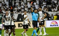 Corinthians fica a um ponto da zona de rebaixamento (Foto: Pedro Paulo Diaz/Thenews2/Folhapress)