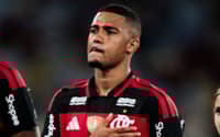 Samuel Lino antes de Fluminense x Flamengo (Foto: Gilvan de Souza/Flamengo)
