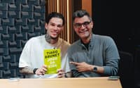 Ederson, goleiro da Seleção Brasileira, e Tiago Brunet (Foto: Reprodução/Instagram)
