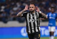 Maycon comemora seu gol em Atlético-MG x Cruzeiro