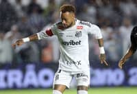 Santos e Bragantino se enfrentam na Vila Belmiro pelo Brsaileirão