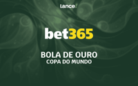 imagem de capa do texto: Bola de Ouro bet365: odds, favoritos e como apostar - com logo da marca
