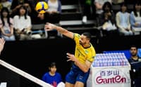 Alan, com 20 pontos, foi o maior pontuador da vitória do Brasil por 3 sets a 1 sobre a Argentina (Foto: Divulgação/Volleyball World)