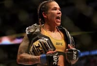 Amanda Nunes segue sem data para voltar ao UFC (Foto: Divulgação)