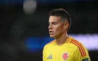 James Rodríguez em ação contra a Argentina pelas Eliminatórias (Foto: Luis Robayo/AFP)