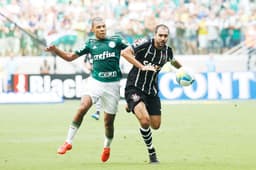 Palmeiras x Corinthians - Amaral e Danilo (Foto: Eduardo Viana/ LANCE!Press)