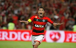 Flamengo 2 x 0 Atlético-PR - Hernane marcou o segundo gol da vitória do Flamengo pela Copa do Brasil (Foto: Cleber Mendes/ LANCE!Press)