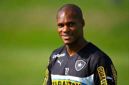 Andre Bahia - Treino do Botafogo (Foto: Bruno de Lima/ LANCE!Press)