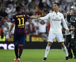 Neymar foi para o Barcelona, onde duelo contra o português Cristiano Ronaldo