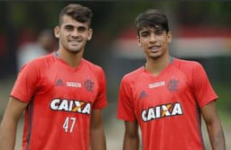 Felipe Vizeu e Paquetá são amigos desde a base (Foto: Gilvan de Souza / Flamengo)