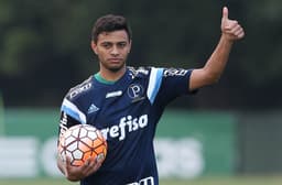 Cleiton Xavier tem treinado sem limitações (FOTO: Cesar Greco/Palmeiras)