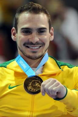 Arthur Zanetti vai buscar o bicampeonato olímpico nas argolas no Rio
