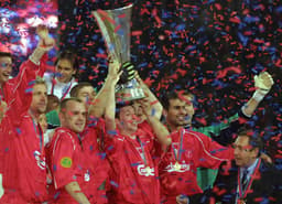 2001 - Liverpool (final contra o Alavés)