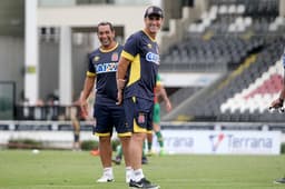 Jorginho e Zinho seguem no Vasco