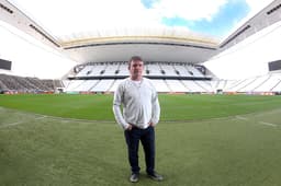 Andrés Sanchez, posou ao LANCE! na Arena Corinthians