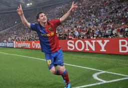 2009 - Deixa a sua marca na vitória de 2 a 0 sobre o Manchester United na final da Champions League