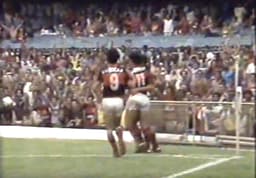 Em 1988, o Flamengo mostrou sua superioridade no 'duelo de Zicos', vencendo por 2 a 1 no Maracanã&nbsp;