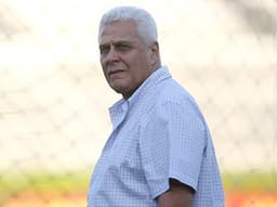 Ex-jogador e ex-presidente do Vasco, Roberto Dinamite volta à corrida eleitoral, visando ser vereador no Rio de Janeiro