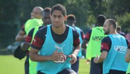 Pablo negocia com o Corinthians para 2017