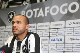 Botafogo - Apresentação do Roger