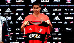 Veja as imagens da apresentação de Conca no Flamengo