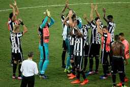 Final de jogo. Fogão 2 a 1. Após chegar na fase de grupos, o Botafogo se saiu mais uma vez bem na Libertadores. Agora, o próximo duelo é só em abril, contra o atual campeão, o Atlético Nacional, na Colômbia