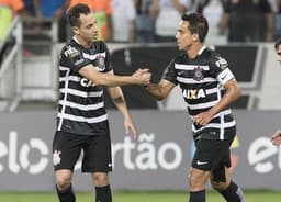 Jadson e Rodriguinho têm decidido jogos para o Corinthians