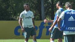 Borja treina entre os reservas e se incomoda com chegada de zagueiro
