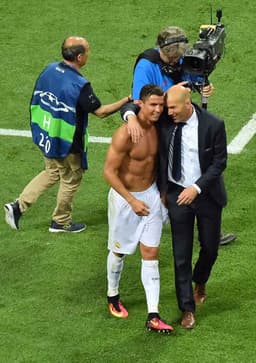 Em 2016 o português voltou a ganhar a Liga dos Campeões, em disputa de pênaltis contra o Atlético de Madrid. Cristiano Ronaldo converteu a penalidade decisiva
