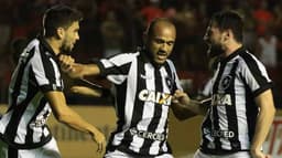 Sport 1 x 1 Botafogo: as imagens do duelo na Ilha do Retiro