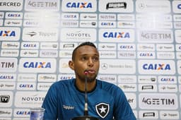 Gilson - Botafogo