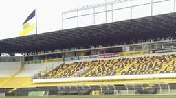 Heriberto Hülse - estádio do Criciúma