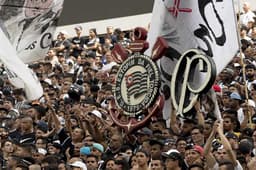 Corinthians treinou com o apoio da torcida