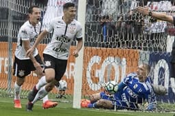 2017 - Corinthians 3x2 Palmeiras - Timão venceu o rival, vice, e colocou a mão na taça do hepta