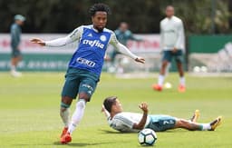Zé Roberto durante treino do Palmeiras