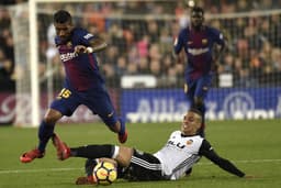 Paulinho (Barcelona) - Atuando como titular no novo losango do meio do Barcelona, Paulinho jogou muito bem e liderou a estatística de roubadas de bola. Ainda quase marcou diante do Valencia, em jogo que terminou empatado em 1 a 1.