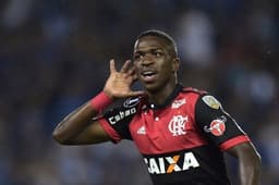 Emelec 1 x 2 Flamengo: as imagens da partida