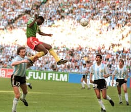 Camarões derrotou a Argentina na estreia e chegou às quartas em 90
