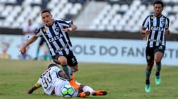 Botafogo 1 x 1 Vitória: as imagens da partida