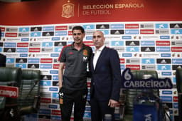 Hierro foi apresentado como novo técnico da seleção espanhola