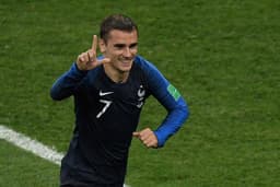 A França venceu a Croácia por 4 a 2 e conquistou o título da Copa do Mundo de 2018. Os franceses agora são bicampeões do torneio, juntando com o feito de 1998. Antes da decisão, a equipe passou por Austrália, Peru, Dinamarca, Argentina, Uruguai e Bélgica. Relembre a campanha francesa!&nbsp;