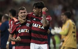 O Flamengo marcou dois gols em apenas oito minutos e venceu o clássico contra o Botafogo, neste sábado, no Maracanã. Matheus Sávio e Lucas Paquetá foram os autores dos gols e receberam as maiores notas. Confira! (Por Marcello Neves - marcelloneves@lancenet.com.br)&nbsp;
