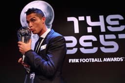 Cristiano Ronaldo - 2017 (no prêmio de melhor jogador do mundo da FIFA)