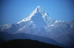 Tempestade de neve no Nepal deixa pelo menos oito mortos alpinistas e um desaparecido