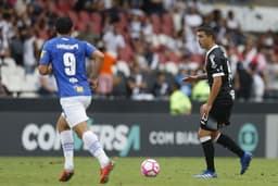 Bruno Ritter no jogo do Vasco diante do Cruzeiro, no último domingo, quando estreou. Confira a seguir a galeria do L!