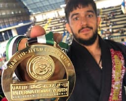 Hiago George foi campeão no International Pro de Campinas e garantiu vaga no Grand Slam do Rio (Foto: Reprodução)