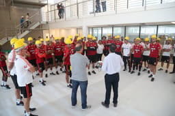 Jogadores do Flamengo no novo módulo do Inho do Urubu
