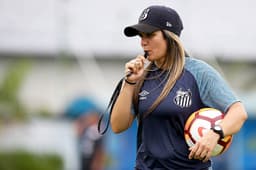 Emily Lima, treinadora do Santos